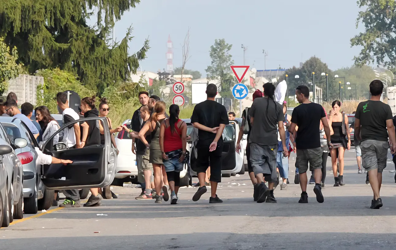 Arriva la “soffiata“ giusta. Sventato il rave nei campi tra Cambiago e Gessate
