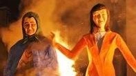 Il falò rappresenta i guai del passato Il falò rappresenta i guai del passato