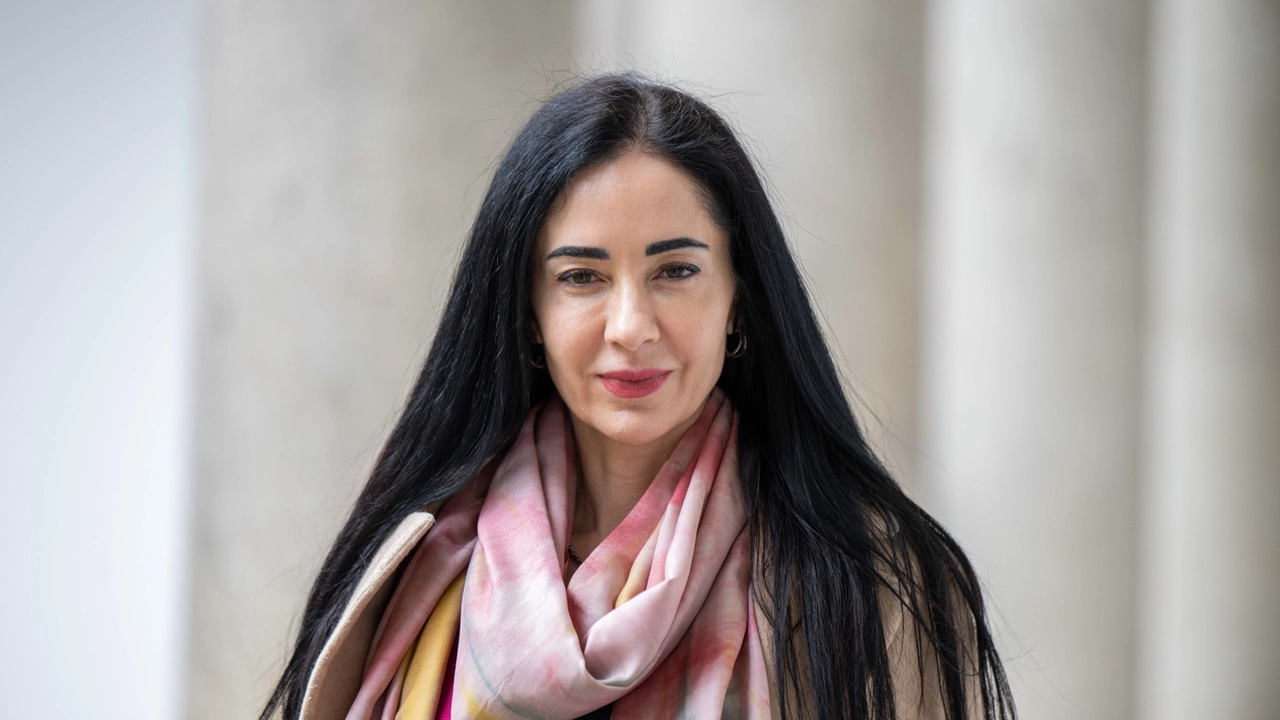 Marina Brambilla, classe 1973, docente di Linguistica Tedesca, è la nuova rettrice dell’Università degli Studi di Milano Marina Brambilla, classe 1973, docente di Linguistica Tedesca, è la nuova rettrice dell’Università degli Studi di Milano