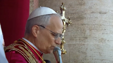 Il discorso del nuovo Papa tra la commozione: “La pace sia con tutti voi. Aiutateci a costruire ponti”