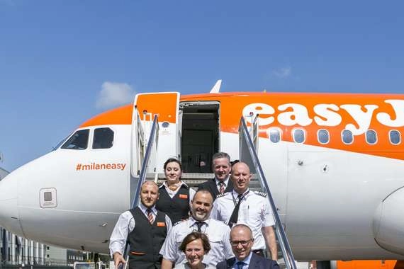 EasyJet nasce nel Regno Unito nel 1995 e festeggia quest'anno 30 anni