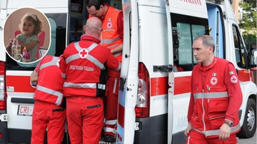 Parabiago sotto choc per la morte a 2 anni della piccola Giada. Lo strazio di mamma e papà: “Continueremo ad amarti”