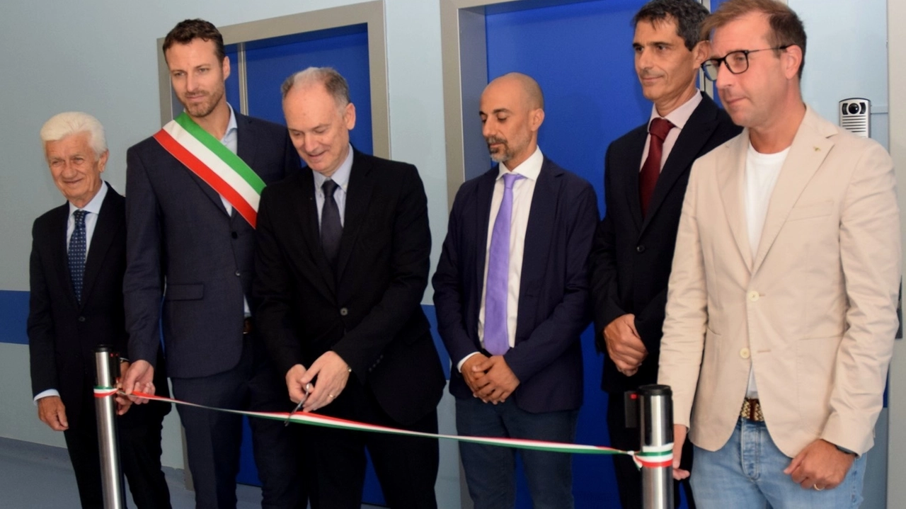 Crema, inaugurato il nuovo posto di polizia all'Ospedale Maggiore Crema, inaugurato il nuovo posto di polizia all'Ospedale Maggiore