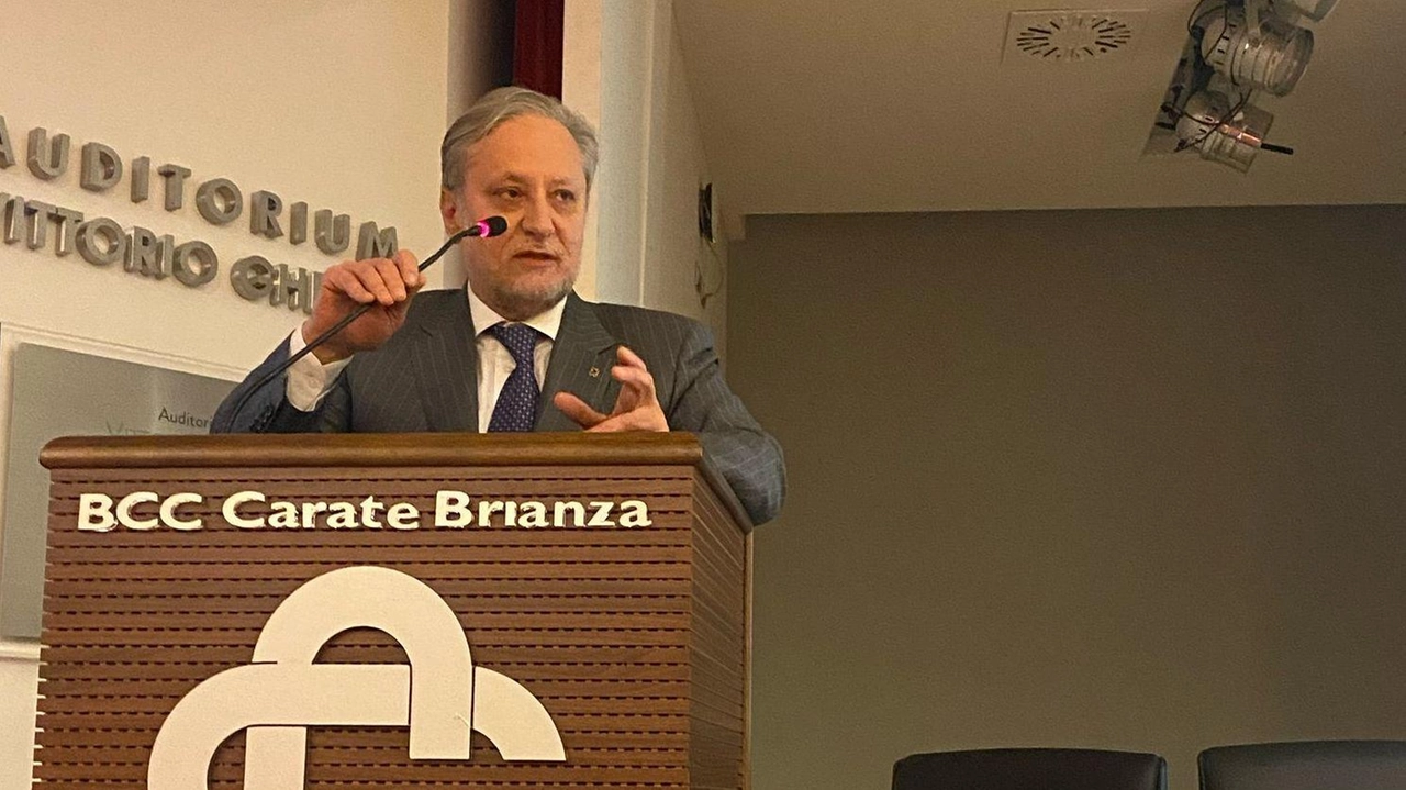 Nessuno ha dubbi sulla capacità delle imprese brianzole. Sulla comunicazione, tuttavia, qualche pecca c’è. E in un mondo che evolve... Nessuno ha dubbi sulla capacità delle imprese brianzole. Sulla comunicazione, tuttavia, qualche pecca c’è. E in un mondo che evolve...