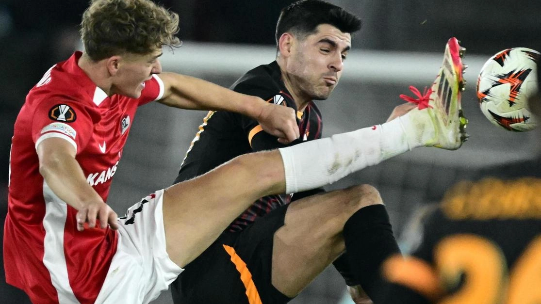 Alvaro Morata (a destra) è reduce da una stagione in maglia Milan e Galatasaray Alvaro Morata (a destra) è reduce da una stagione in maglia Milan e Galatasaray