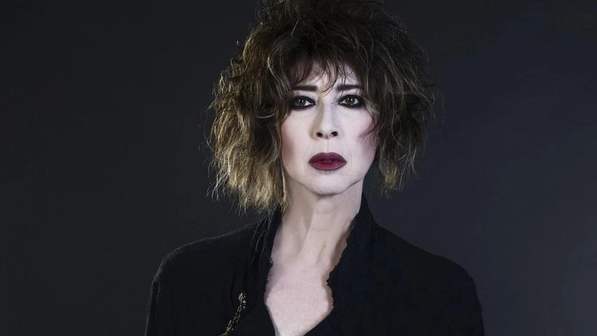 Veronica Pivetti protagonista dello spettacolo “L’inferiorità mentale della donna“ Veronica Pivetti protagonista dello spettacolo “L’inferiorità mentale della donna“