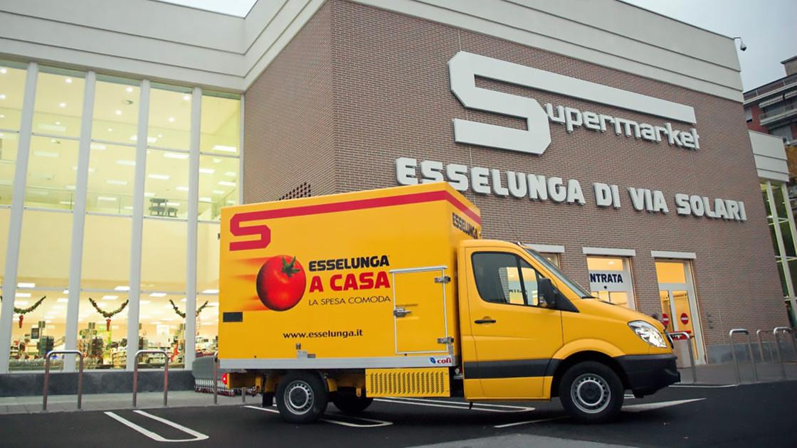 Esselunga, trovata intesa provvisoria con i driver: sciopero finito e cassa integrazione revocata Esselunga, trovata intesa provvisoria con i driver: sciopero finito e cassa integrazione revocata