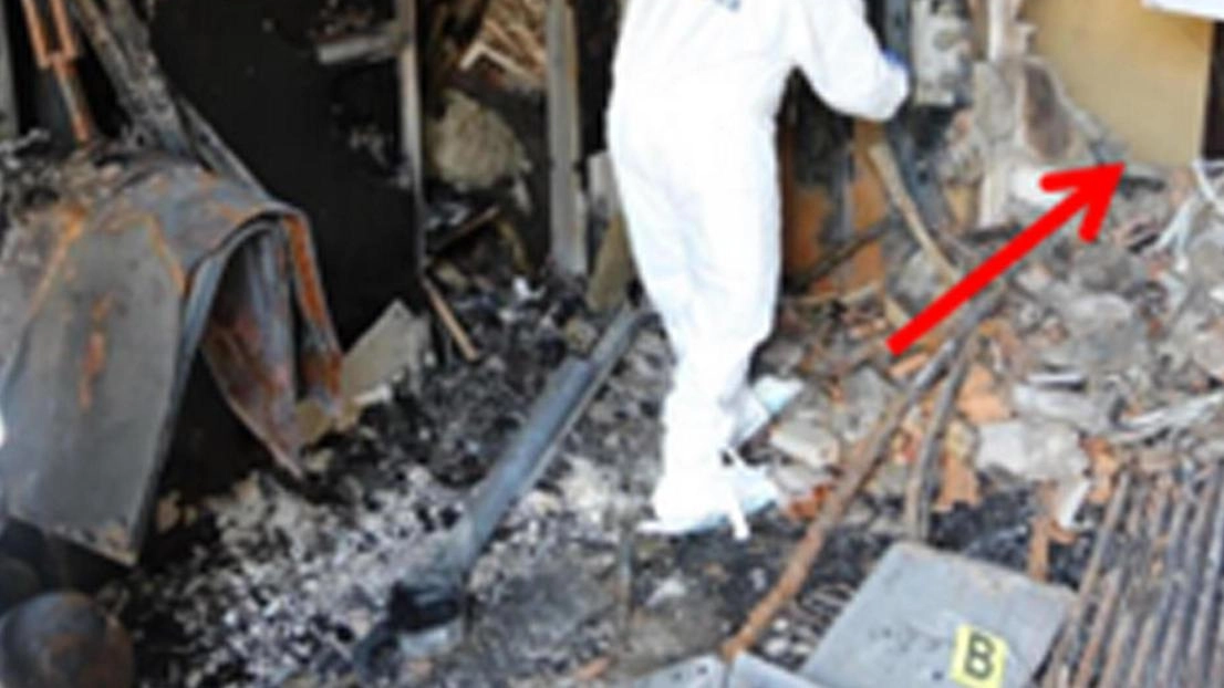 L’appartamento del quarto piano di viale Abruzzi 64 devastato dalle fiamme L’appartamento del quarto piano di viale Abruzzi 64 devastato dalle fiamme