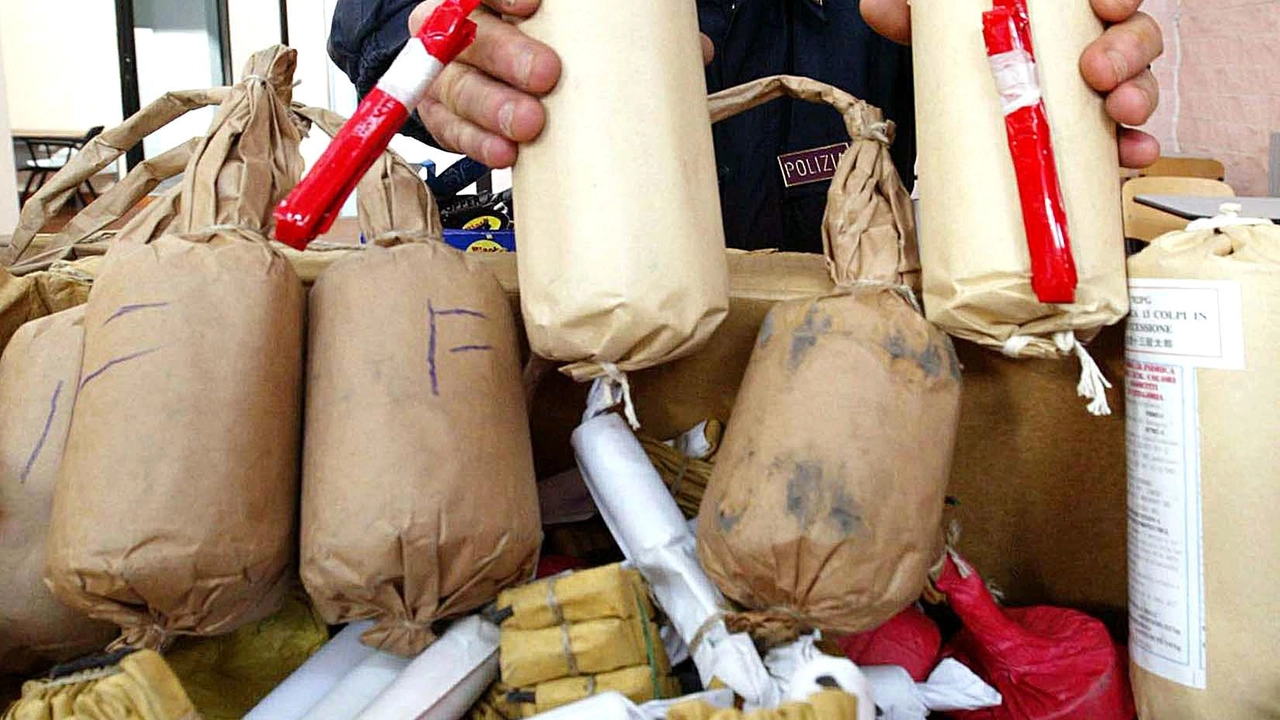 Botti vietati a Malnate per Capodanno. Lo stabilisce l’ordinanza firmata dal sindaco Nadia Cannito, che vieta l’uso di petardi e... Botti vietati a Malnate per Capodanno. Lo stabilisce l’ordinanza firmata dal sindaco Nadia Cannito, che vieta l’uso di petardi e...
