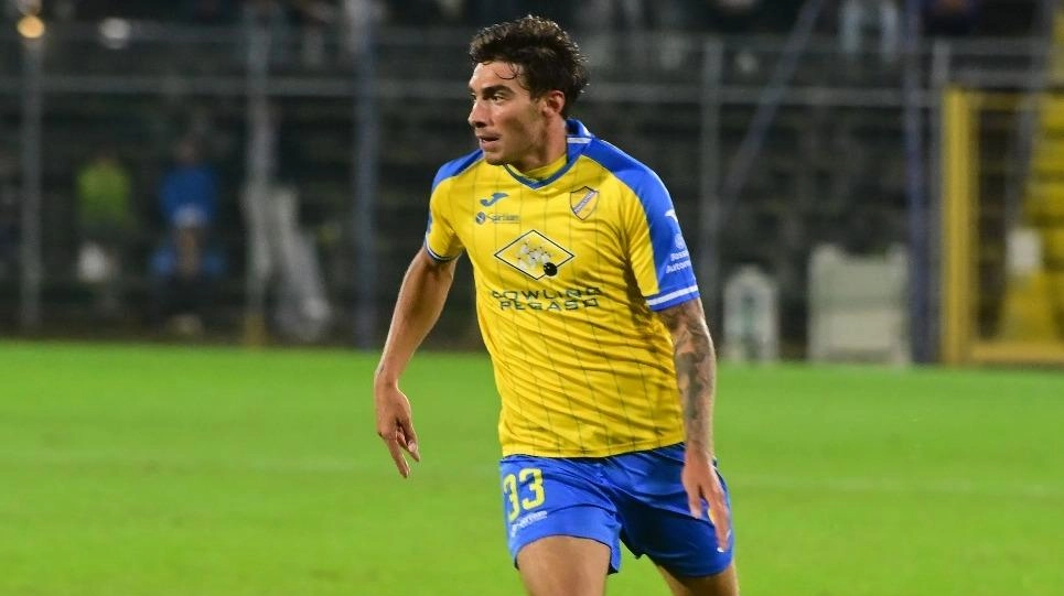 La Pergolettese festeggia la prima vittoria stagionale, battendo il Caldiero Terme. Il difensore Capoferri esprime fiducia per il futuro e si prepara per sfidare il Novara. La Pergolettese festeggia la prima vittoria stagionale, battendo il Caldiero Terme. Il difensore Capoferri esprime fiducia per il futuro e si prepara per sfidare il Novara.