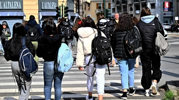Pesquisa Assolombarda: Educação e Trabalho Entre os Principais Valores dos Jovens Italianos