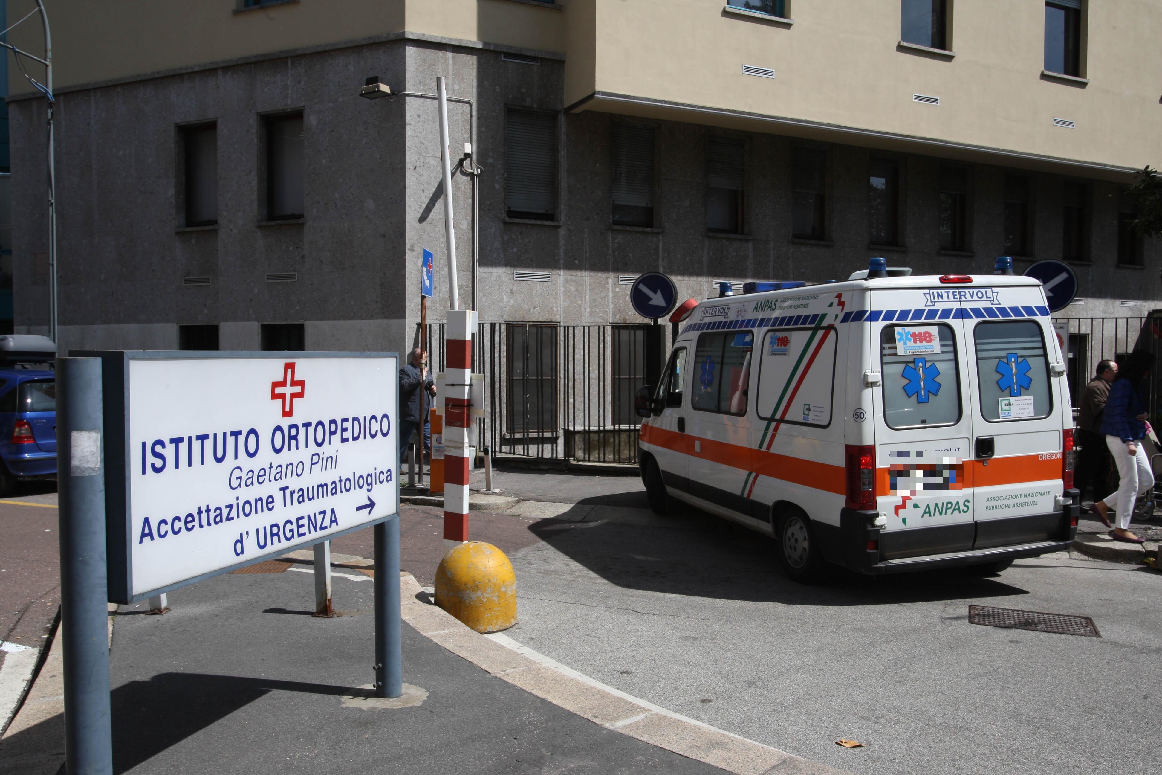pronto soccorso dell8217ospedale pini di milano chiuso al via la ristrutturazione fino a quando e dove trasloca