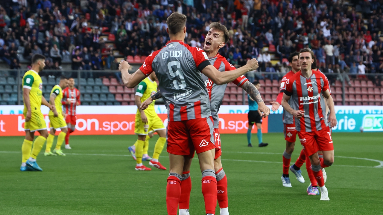 La Cremonese cerca gloria ai playoff La Cremonese cerca gloria ai playoff