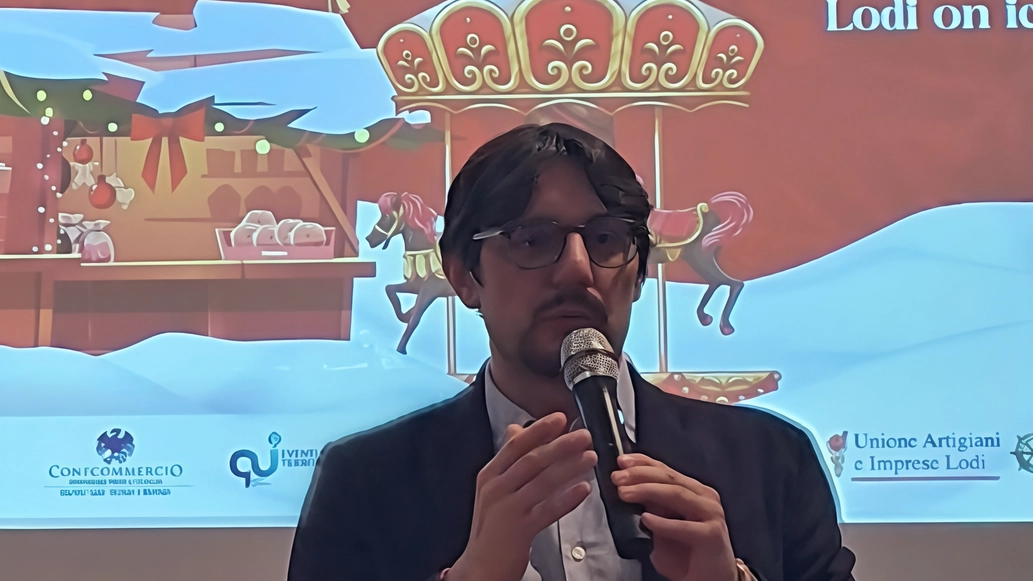 Presentato il cartellone "Magia delle Feste" per il prossimo Natale a Lodi: tornano eventi tradizionali e novità di qualità, tra concerti, mostre e attività culinarie. Presentato il cartellone "Magia delle Feste" per il prossimo Natale a Lodi: tornano eventi tradizionali e novità di qualità, tra concerti, mostre e attività culinarie.