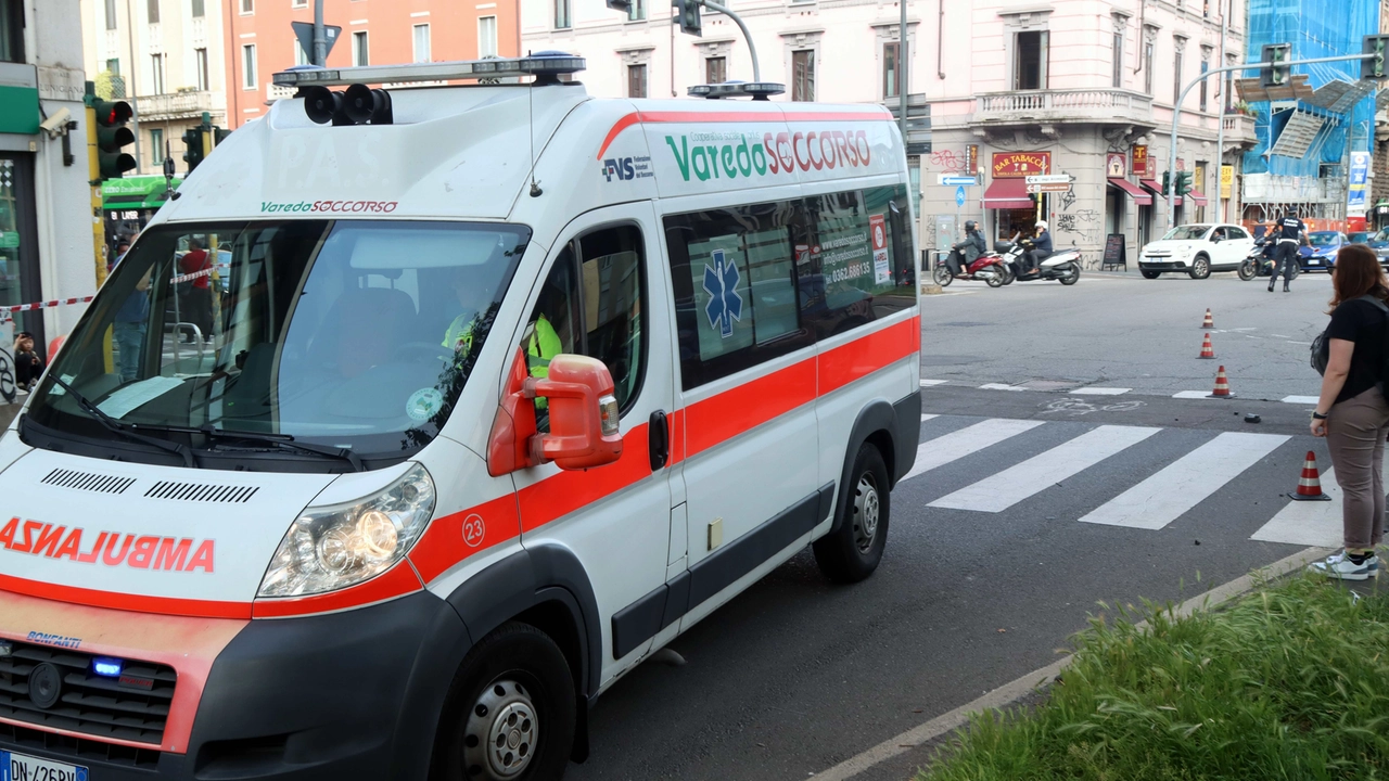 Intervenute un’ambulanza e un’automedica per soccorrere il piccolo Intervenute un’ambulanza e un’automedica per soccorrere il piccolo