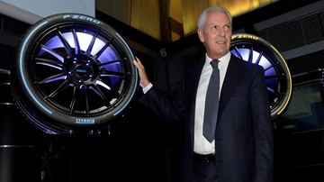 I cinesi lasciano Pirelli, Silk Road Fund vende il suo 9%