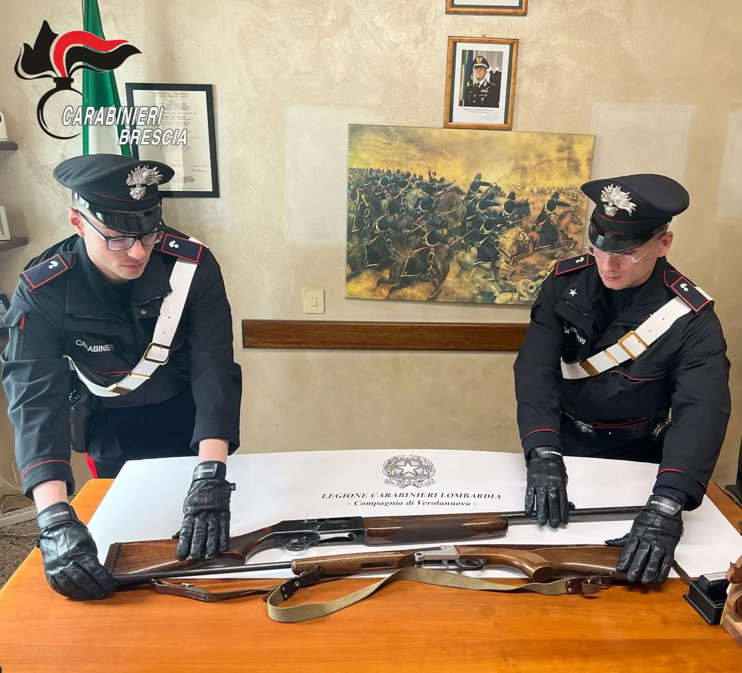 Bagnolo Mella, rubano fucili da una casa: immortalati dalle telecamere e arrestati
