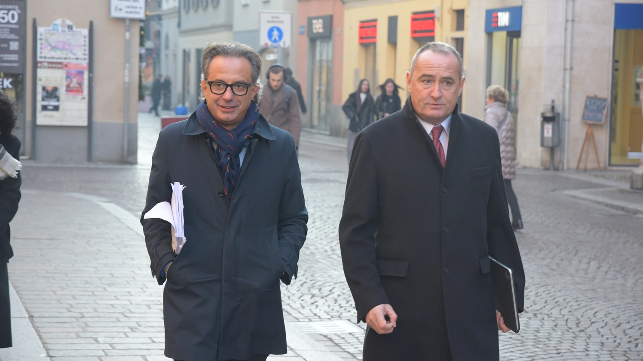 Andrea Ceffa con l'avvocato difensore Luca Angeleri Andrea Ceffa con l'avvocato difensore Luca Angeleri