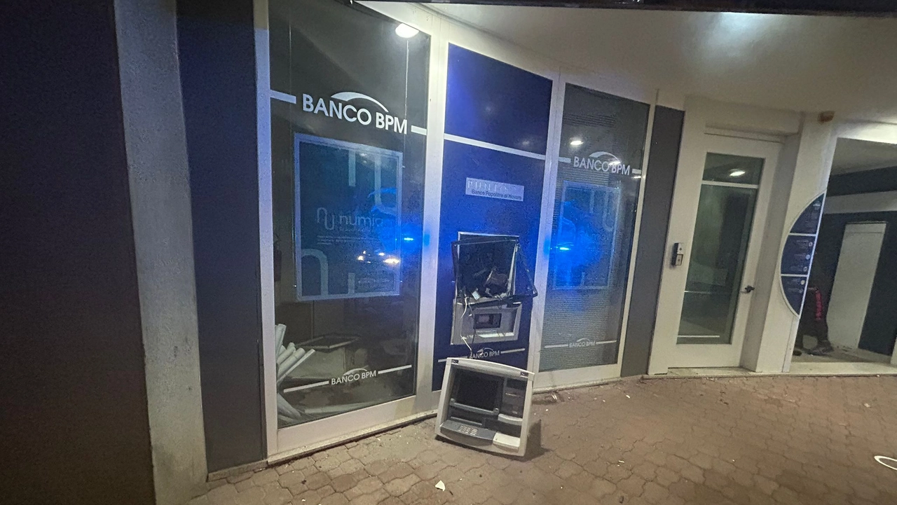 Bancomat saltato a Pieve Porto Morone Bancomat saltato a Pieve Porto Morone