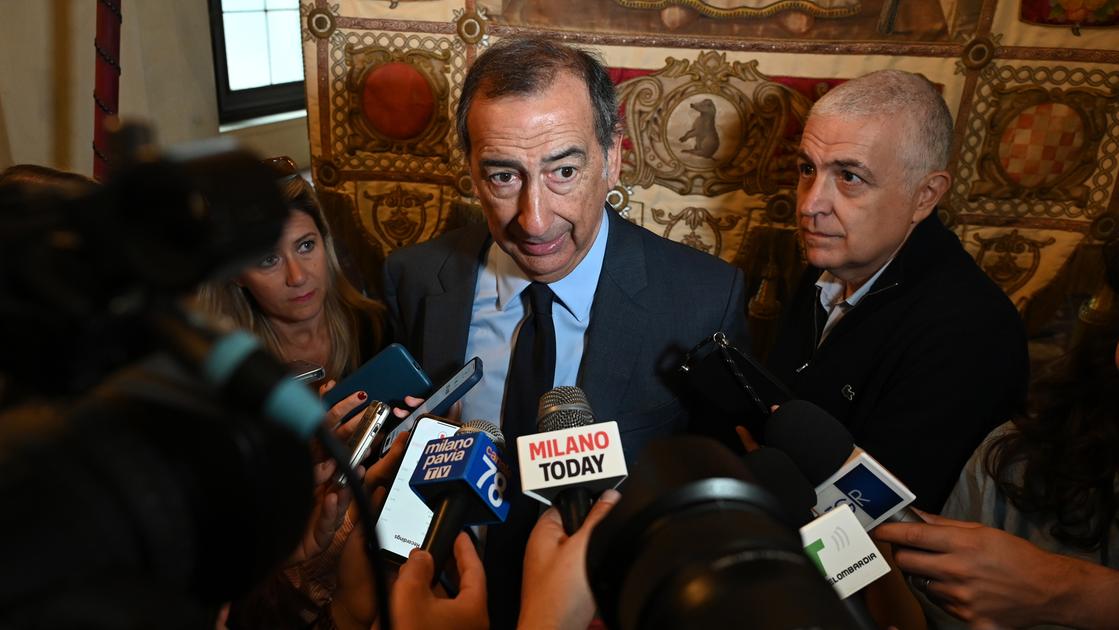 I figli delle coppie omogenitoriali possono avere due madri, Beppe Sala: “Una sentenza positiva” I figli delle coppie omogenitoriali possono avere due madri, Beppe Sala: “Una sentenza positiva”