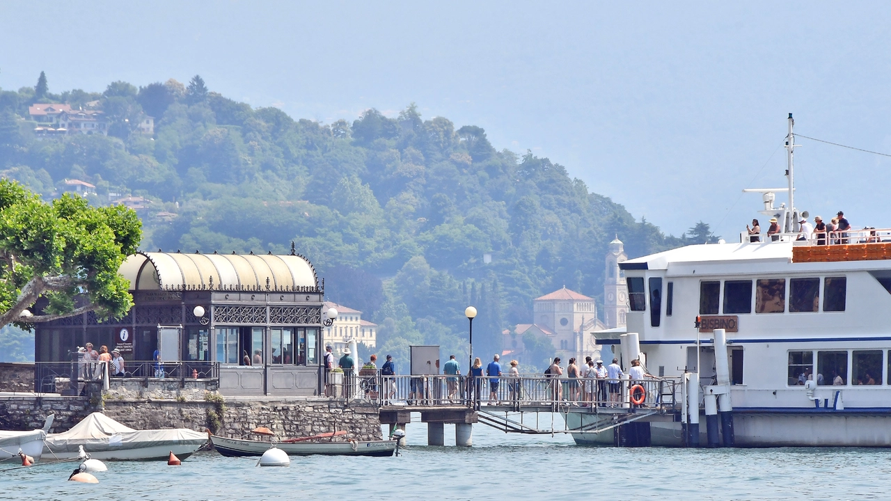 Sold-out vicino per i paesi sul lago Brescia città è ai livelli dell’anno scorso: si attendono gli arrivi last minute Sold-out vicino per i paesi sul lago Brescia città è ai livelli dell’anno scorso: si attendono gli arrivi last minute