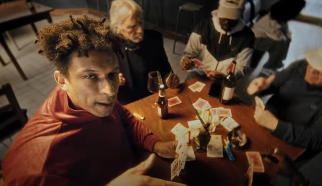Un po’ varesino, un po’ senegalese: ThisGelo, il rapper che fa rime in dialetto alla prova dell’album Un po’ varesino, un po’ senegalese: ThisGelo, il rapper che fa rime in dialetto alla prova dell’album