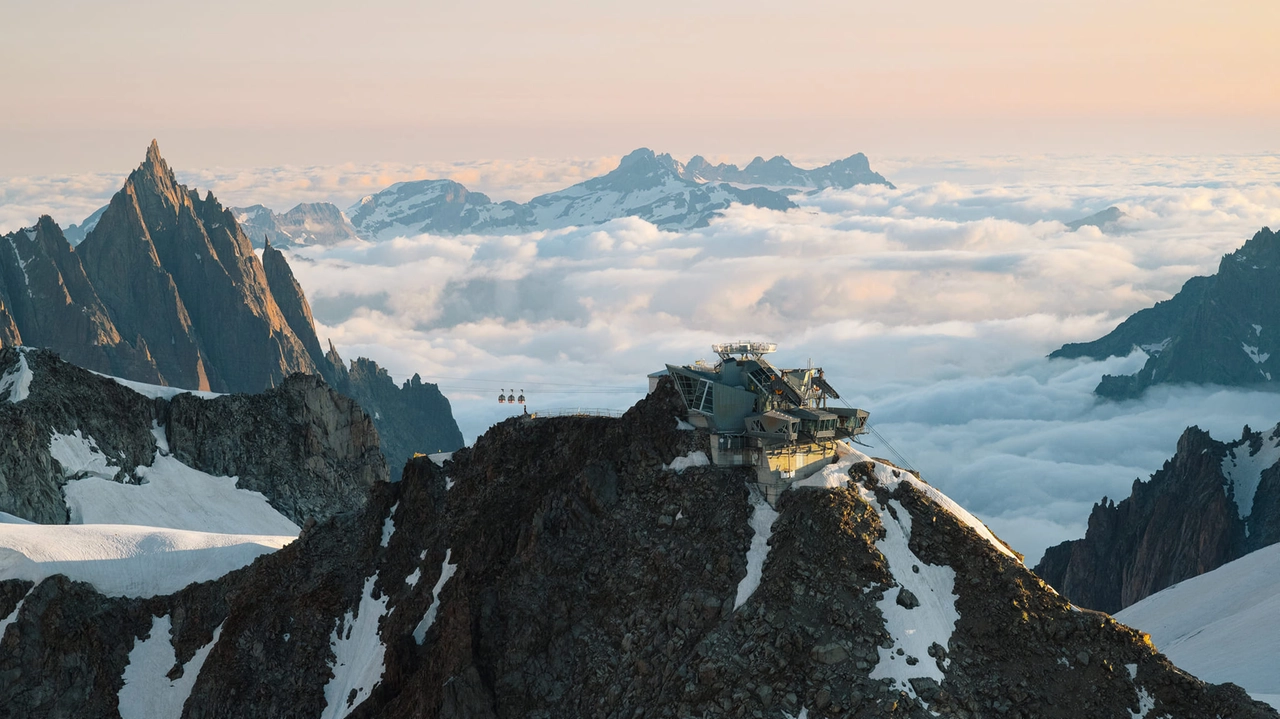 Omaggio a Puccini sullo Skyway Monte Bianco per la rassegna Vivo Verde 2024 a Courmayeur Omaggio a Puccini sullo Skyway Monte Bianco per la rassegna Vivo Verde 2024 a Courmayeur