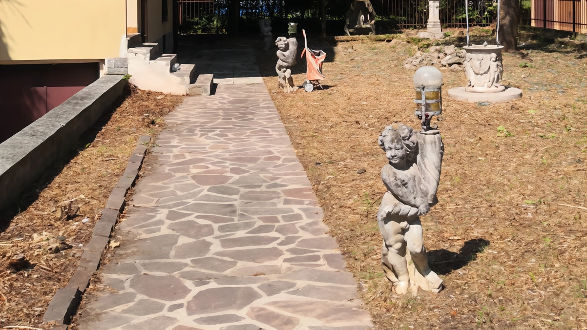 Ripulito l’esterno della villetta di via Modigliani, confiscata alla mafia e acquisita al patrimonio comunale nel dicembre 2024. L’immobile, confiscato...