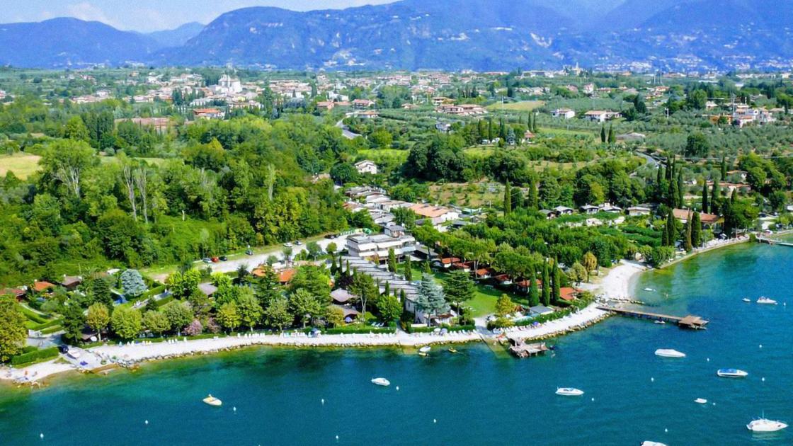 Questo comune è il posto migliore d’Italia per il campeggio nel 2025 Questo comune è il posto migliore d’Italia per il campeggio nel 2025