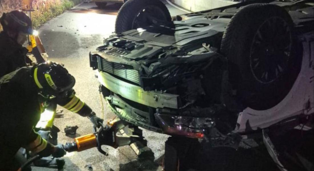 Incidente a Valmadrera, auto sbanda e si cappotta: un giovane incastrato tra le lamiere, un altro recuperato nel lago Incidente a Valmadrera, auto sbanda e si cappotta: un giovane incastrato tra le lamiere, un altro recuperato nel lago