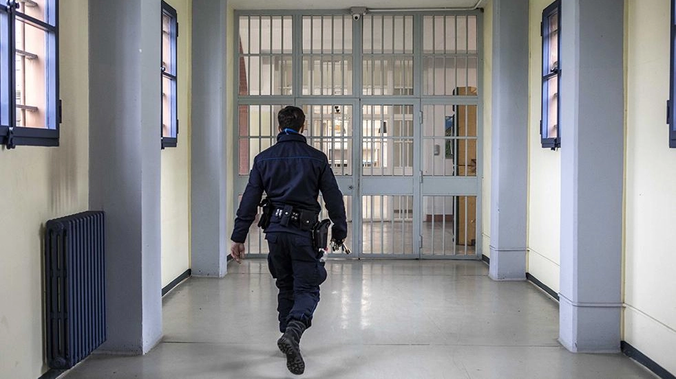 Dopo 15 condanne sulle spalle la donna finisce in carcere Dopo 15 condanne sulle spalle la donna finisce in carcere