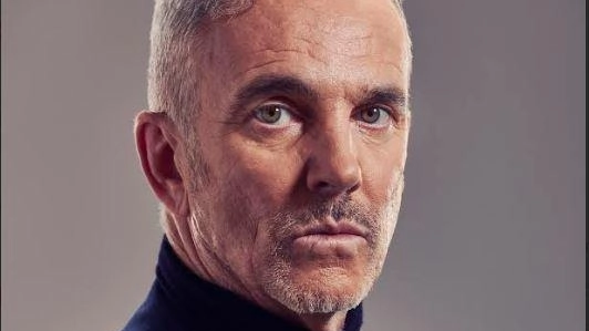 Federico Buffa, narratore amatissimo non solo di storie di sport, l’8 e il 9 maggio è al teatro Oscar...