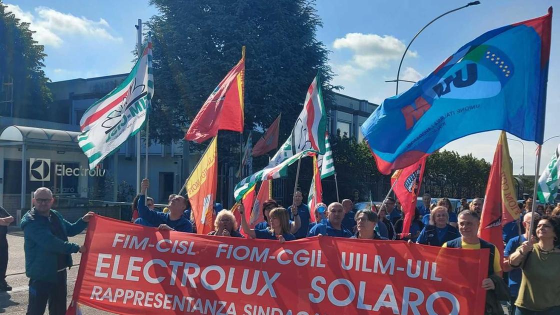 Electrolux: sfila la rabbia dei lavoratori Electrolux: sfila la rabbia dei lavoratori