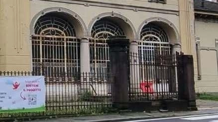 Al via i lavori della “Casa del fiore“ di Fondazione Garavaglia a Lesa, sul Maggiore. Nell’ex asilo alloggi per la villeggiatura di sei famiglie di pazienti di via Venezian.