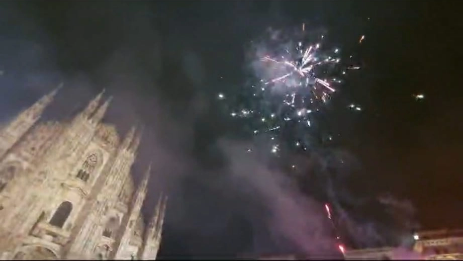 Fuochi d'artificio in piazza Duomo