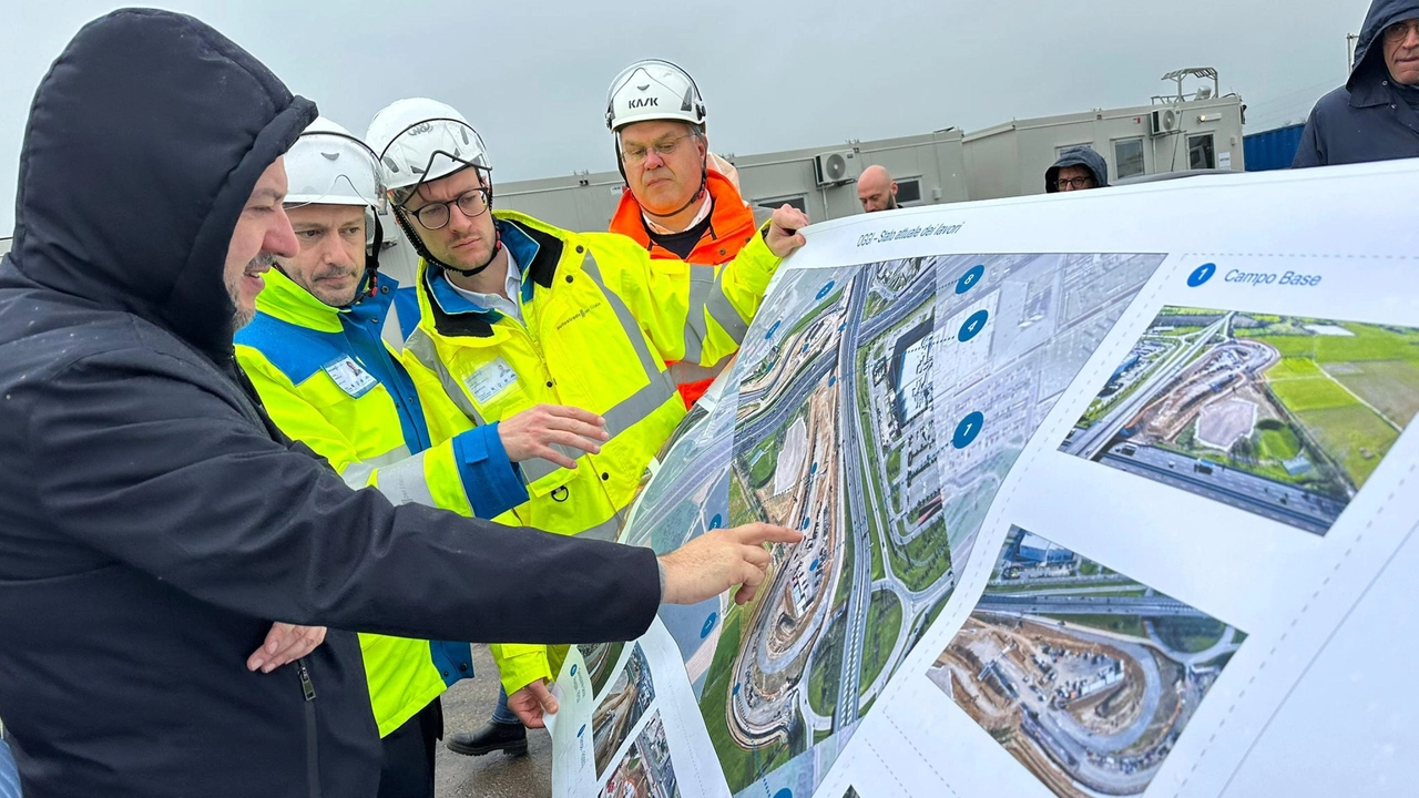 Il ministro dei Trasporti Matteo Salvini inaugura il nuovo svincolo sulla A4 in prossimità di Bergamo