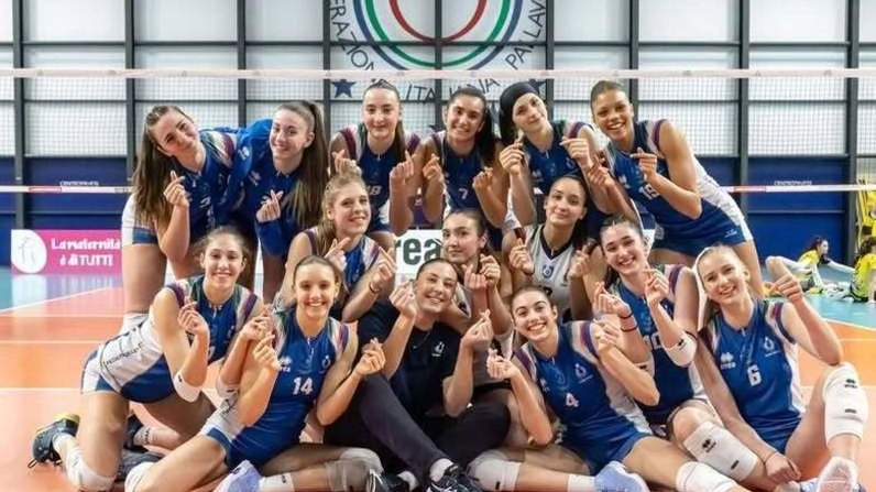 Le ragazze del Club Italia si allenano nel Centro Federale Pavesi a Milano