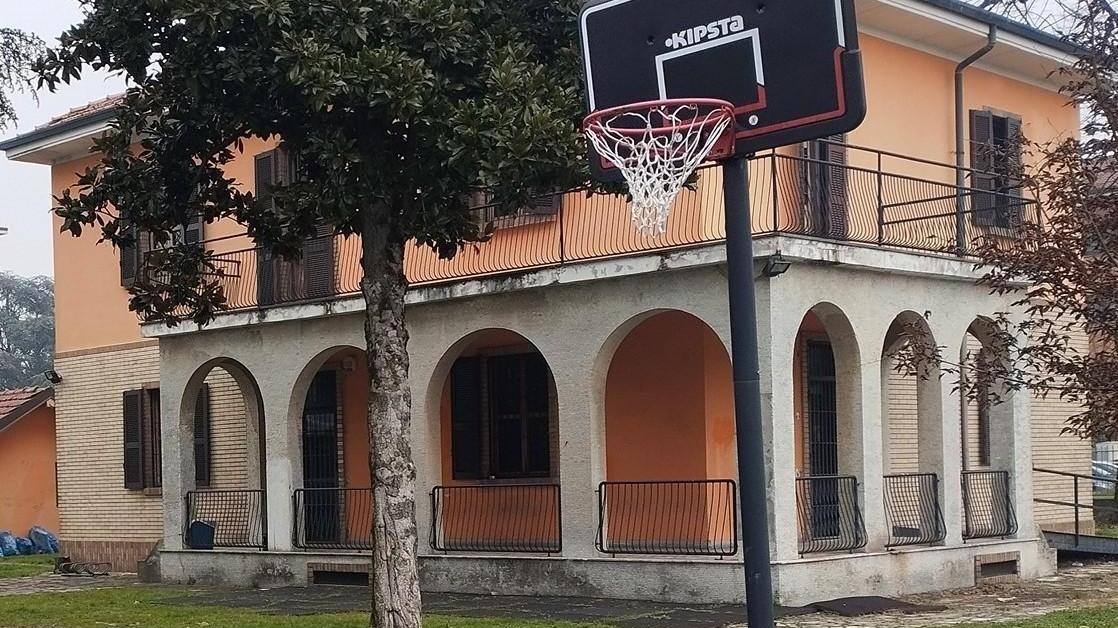 raccolta di firme    non chiudete l epicentro 