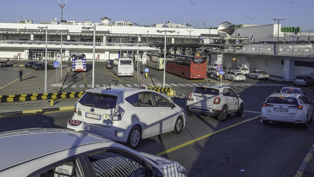 Taxi allo scalo milanese di Linate