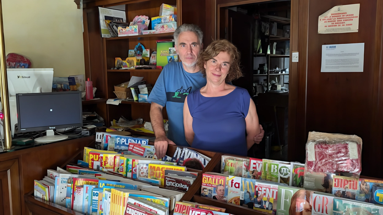 Alberto Pessina e la sorella Laura La loro attività è certificata dal 1915 ma alcuni documenti risalgono al 1879 Alberto Pessina e la sorella Laura La loro attività è certificata dal 1915 ma alcuni documenti risalgono al 1879