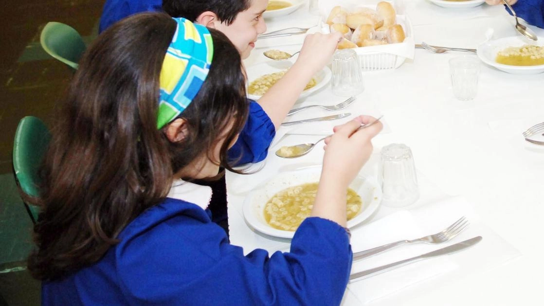 Dal primo gennaio 2025 una nuova modalità di pagamento della refezione scolastica Dal primo gennaio 2025 una nuova modalità di pagamento della refezione scolastica