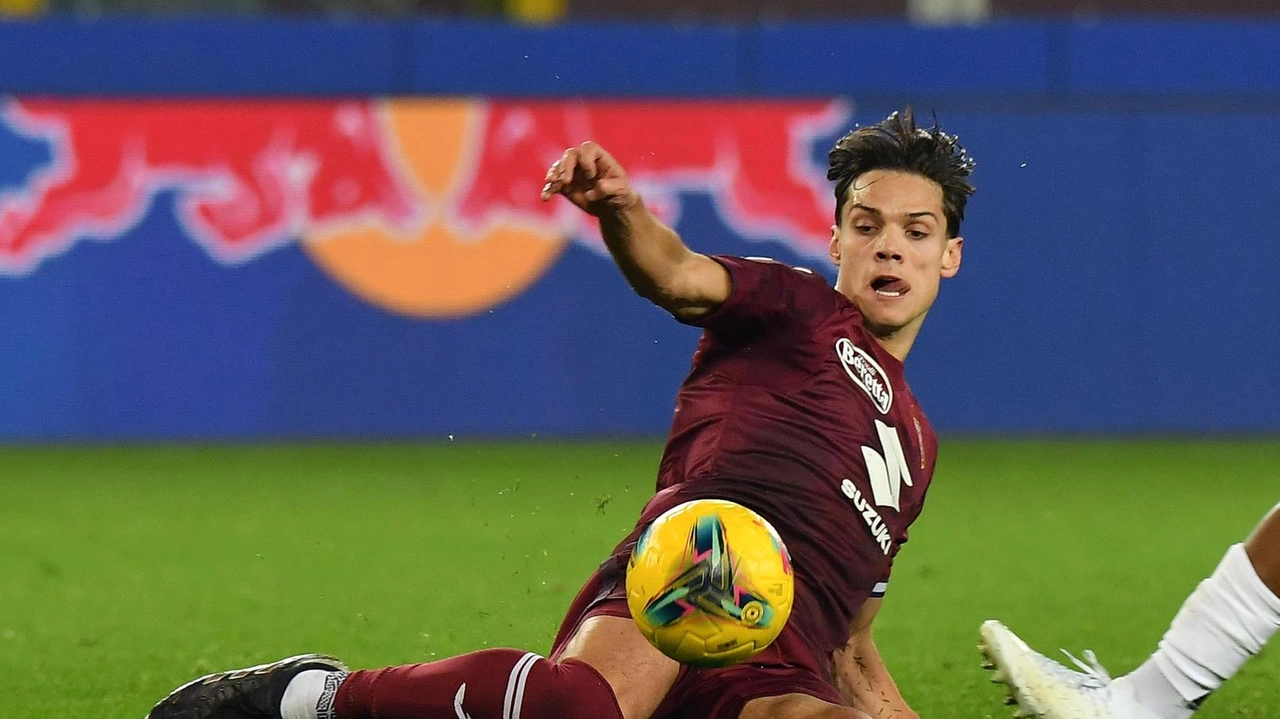 Samuele Ricci, 23 anni, è centrocampista e vice-capitano del Torino