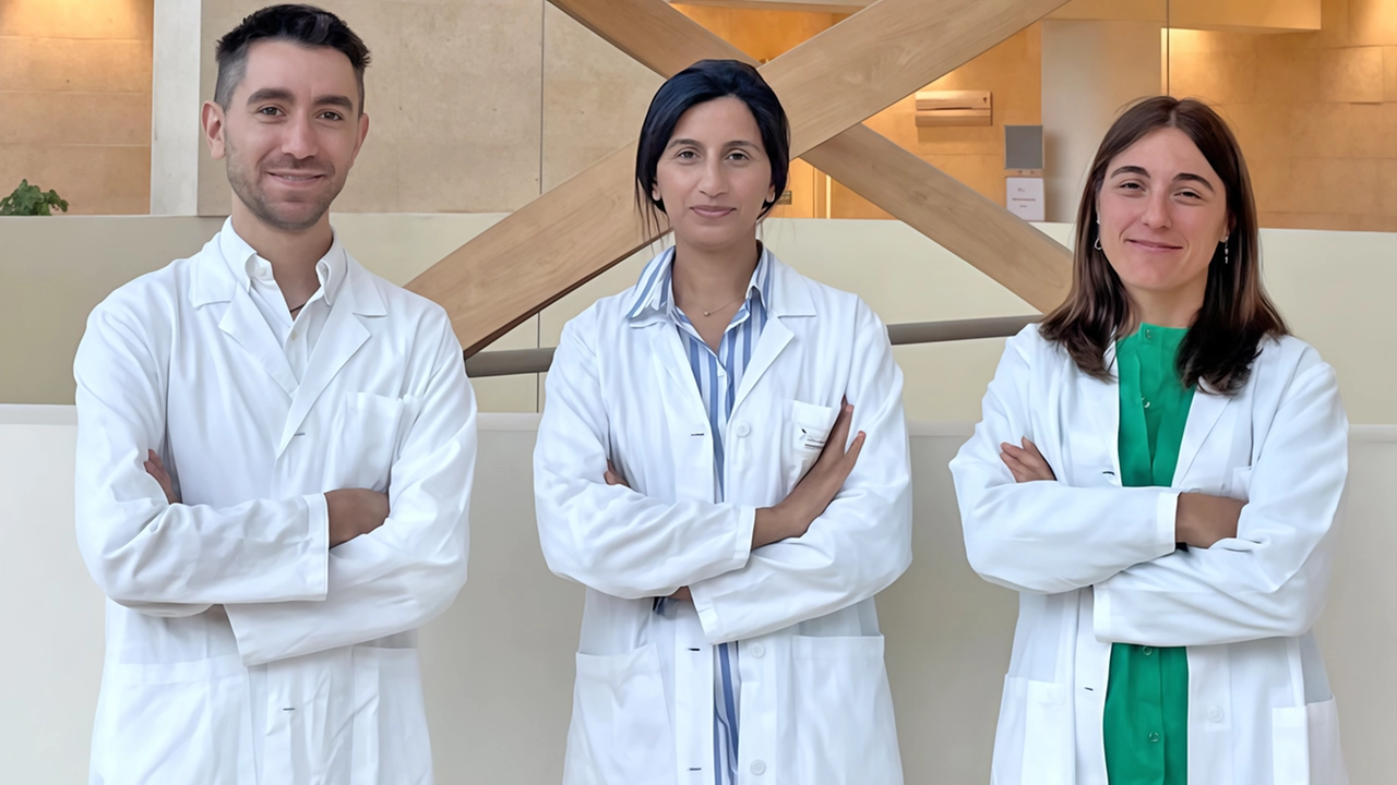 Il San Raffaele vince tre “Starting Grant 2024”. con i ricercatori Irene Franco (prima da destra) Attya Omer e Samuele Ferrari Il San Raffaele vince tre “Starting Grant 2024”. con i ricercatori Irene Franco (prima da destra) Attya Omer e Samuele Ferrari