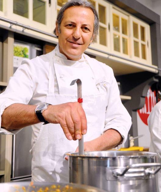 Lo chef Filippo Lamantia. Addio senza rimpianti: "Spese insostenibili" Lo chef Filippo Lamantia. Addio senza rimpianti: "Spese insostenibili"