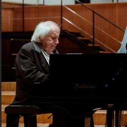 Grigory Sokolov, leggenda del piano in concerto