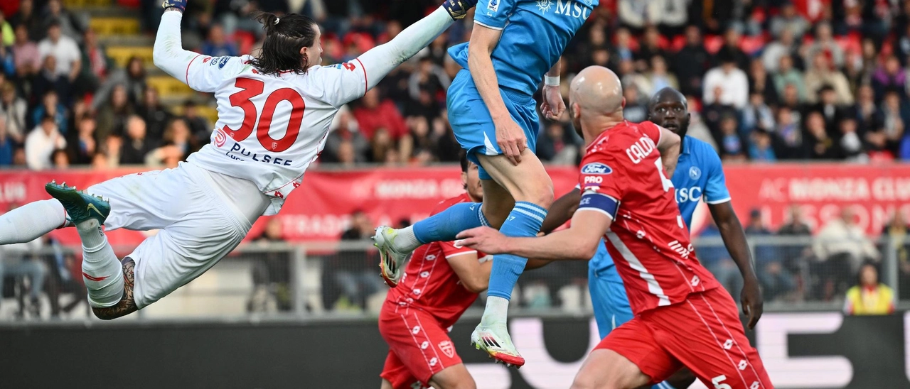 Monza-Napoli: McTominay sigla la vittoria azzurra, Galliani nel mirino dei tifosi