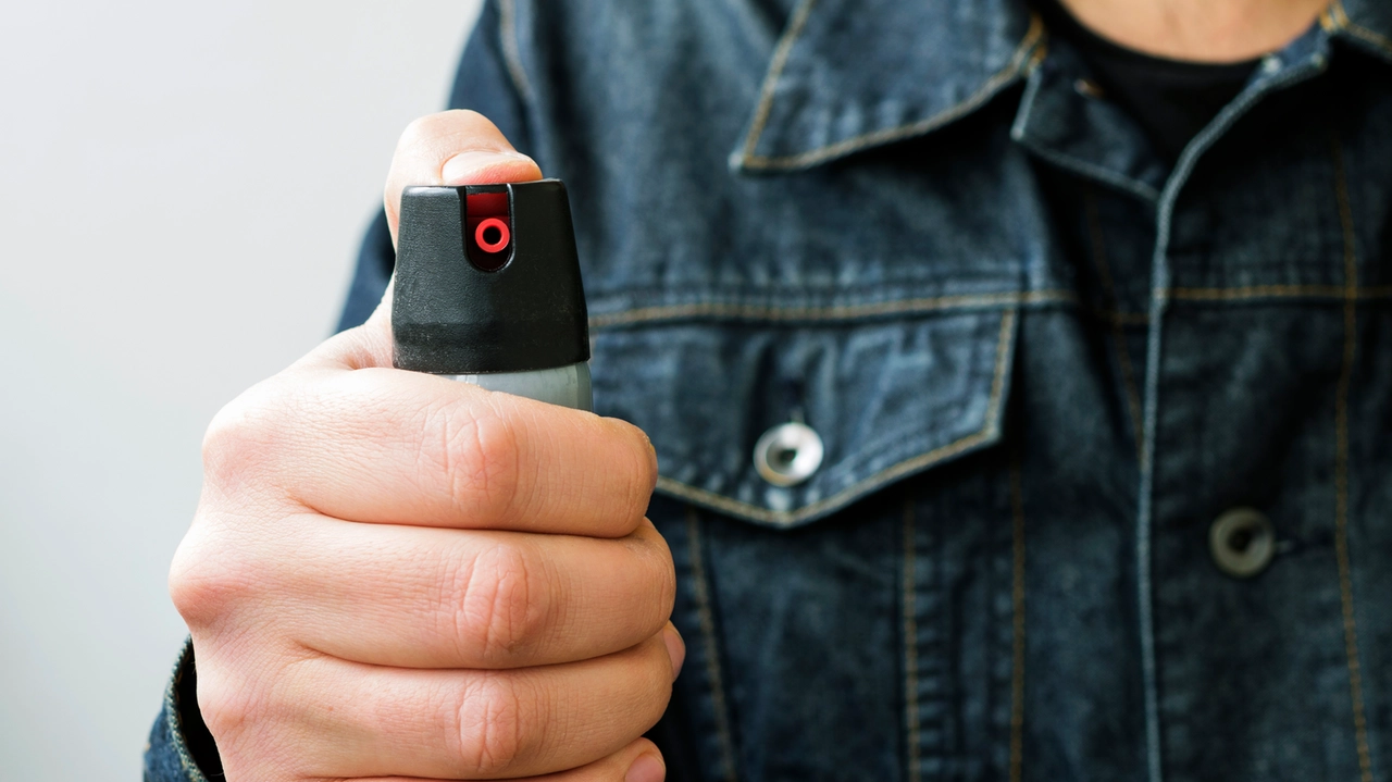 Otto studenti intossicati dallo spray al peperoncino spruzzato in un autobus (Immagine archivio)