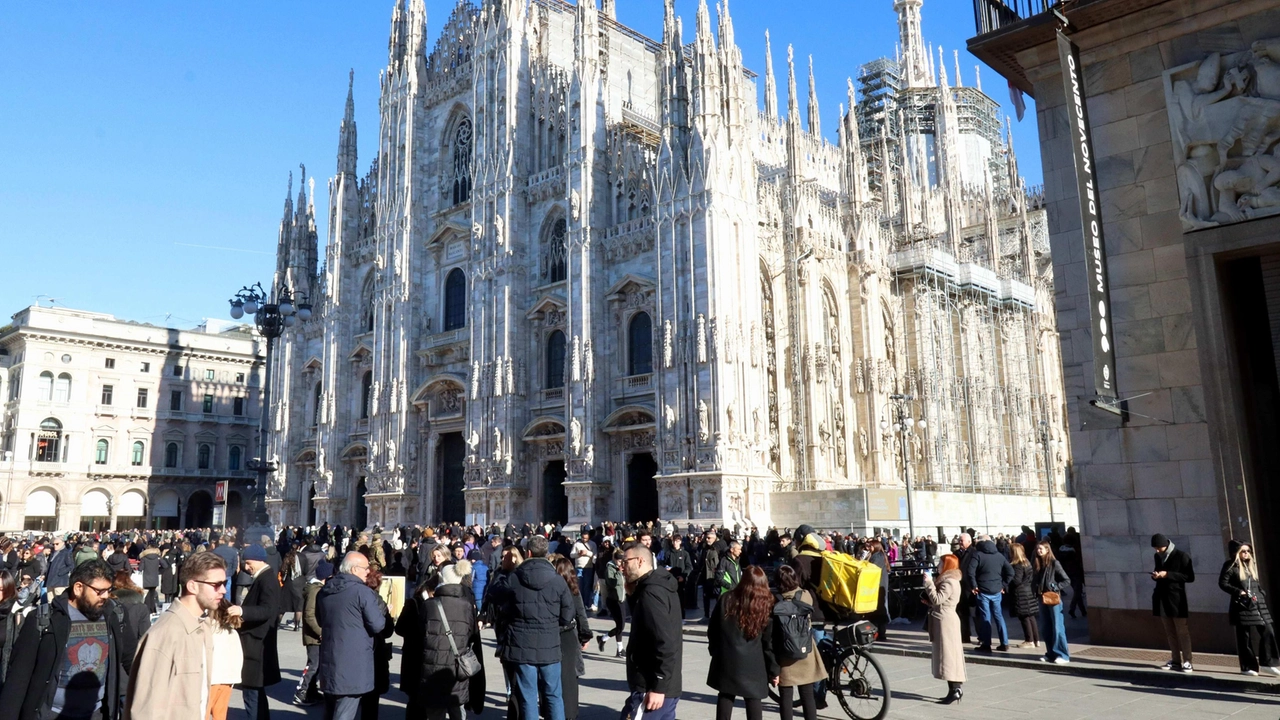 Strumenti per aiutare ciechi e ipovedenti, via le barriere architettoniche. Didascalie e pannelli più comprensibili e leggibili per aprirsi a nuovi mondi. Strumenti per aiutare ciechi e ipovedenti, via le barriere architettoniche. Didascalie e pannelli più comprensibili e leggibili per aprirsi a nuovi mondi.