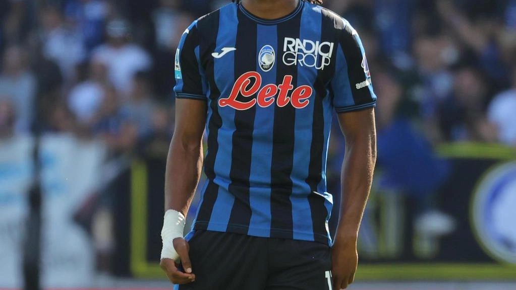 La più lunga telenovela del calciomercato estivo potrebbe regalare nuove puntate a sorpresa. Oggi Ademola Lookman guarderà i suoi compagni...