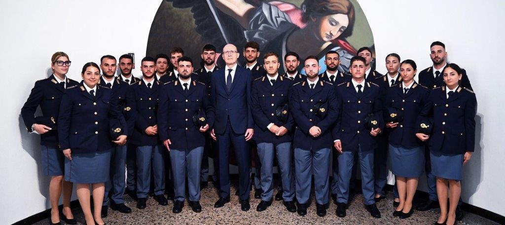 Pronti i rinforzi per la Polizia. Venti nuovi agenti sul territorio Pronti i rinforzi per la Polizia. Venti nuovi agenti sul territorio